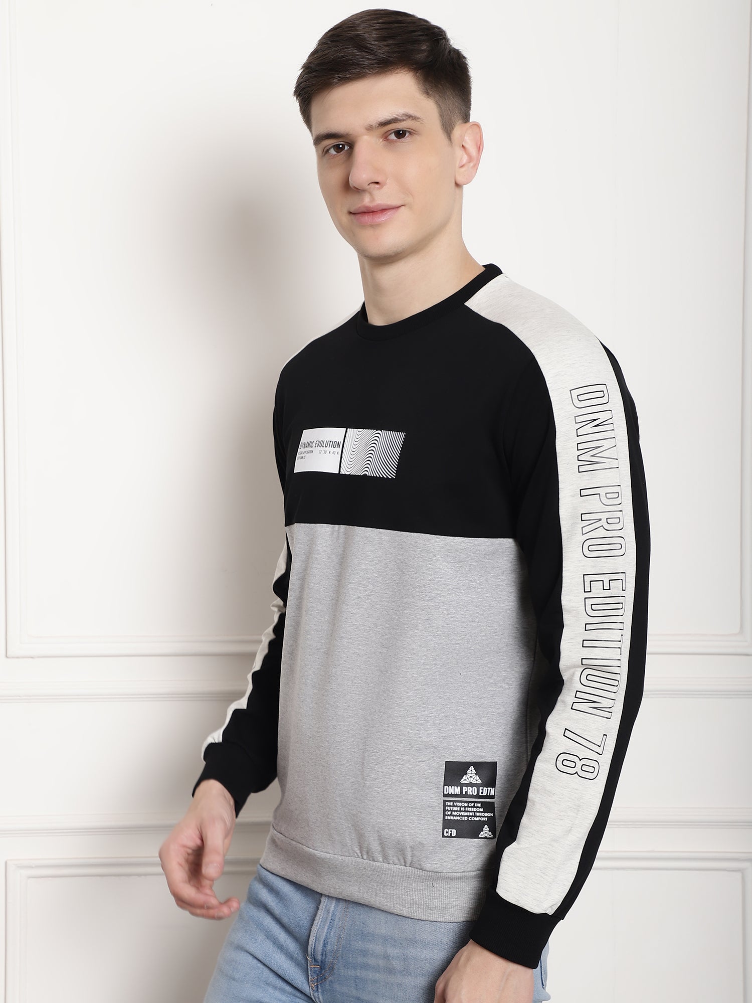 Black Dynamic evolution panel Full Sleeved T-Shirt
